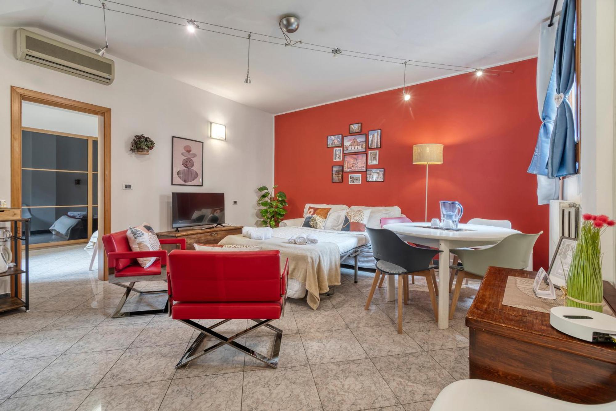 Cozy Apartment In The Heart Of Болоня Екстериор снимка