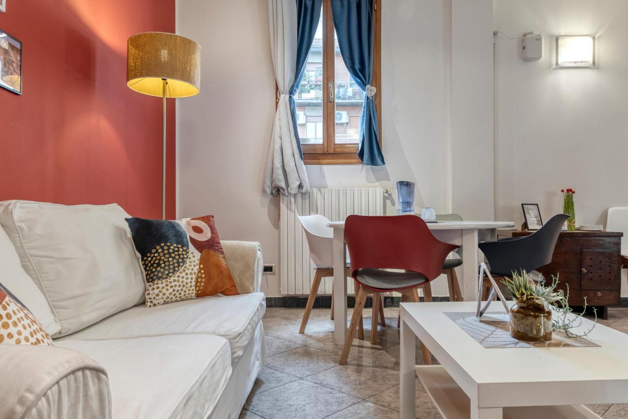 Cozy Apartment In The Heart Of Болоня Екстериор снимка
