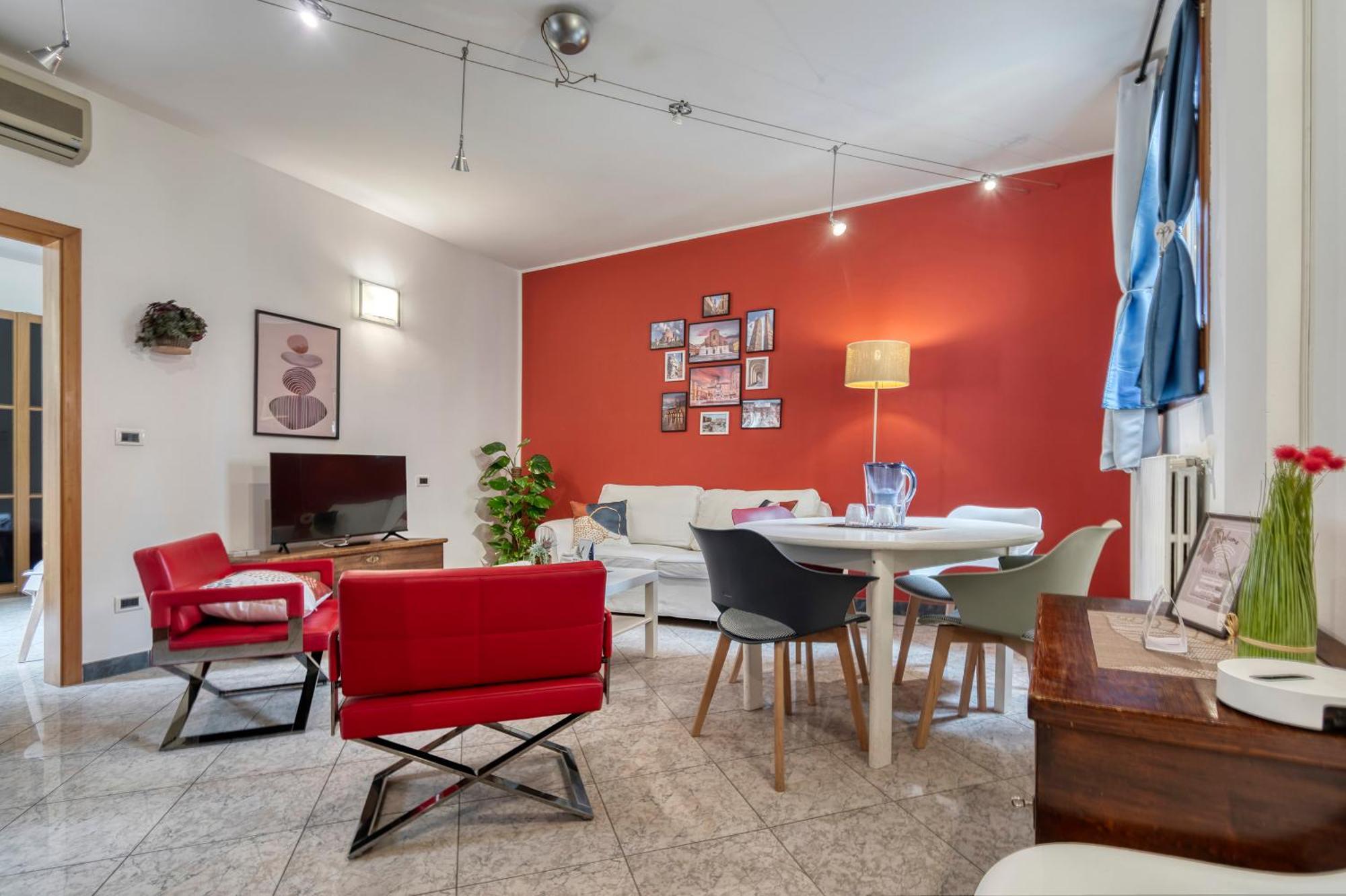 Cozy Apartment In The Heart Of Болоня Екстериор снимка